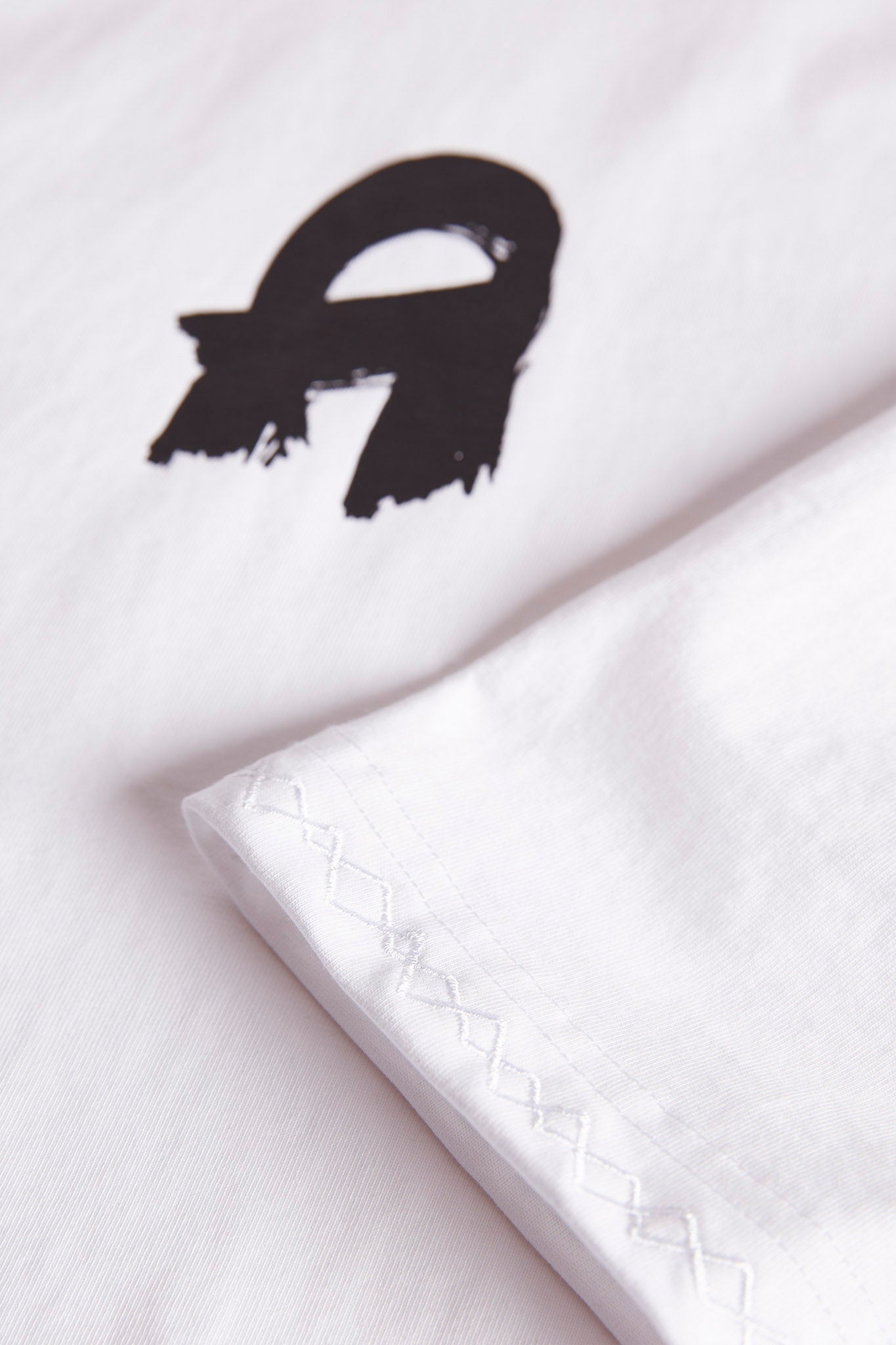 Menswear - The Signature Tee- Pure White